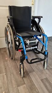 ProActive Lift Wheelchair with gas powered seat height adjustment of 30cm 