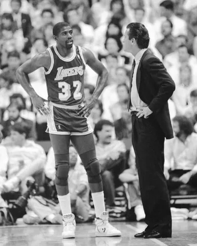 LA Los Angeles Lakers MAGIC JOHNSON & PAT RILEY Glossy 8x10 Photo Print Poster Cover