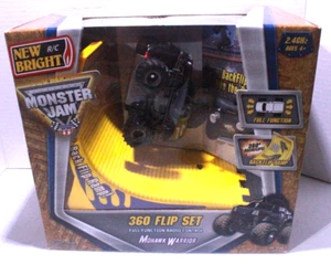 Monster Jam Mohawk Warrior 360 Flip Ramp Set New Bright 4X4 R/C 43360 Truck - Picture 1 of 9