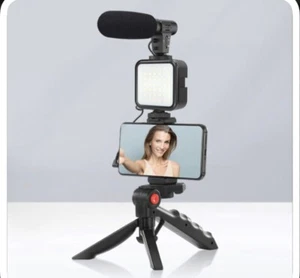 vlogging tripod - Picture 1 of 2