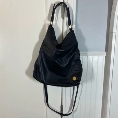 Bolso Bandolera Vince Camuto Cuero Negro Grande Plegable Versátil Clásico Foto 1 de 4