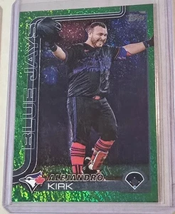 2025 Topps Series 2 - Alejandro Kirk #689 Green Refractor 83/99 - Bild 1 von 1