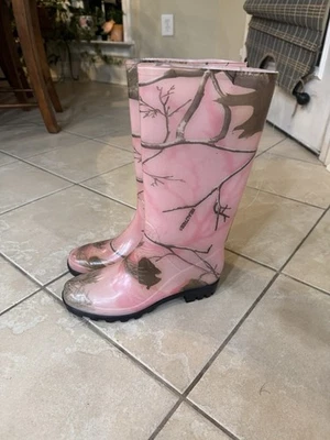 Bota de PVC Pink Realtree® para mujer talla 7 (camuflaje rosa) totalmente nueva Foto 1 de 4