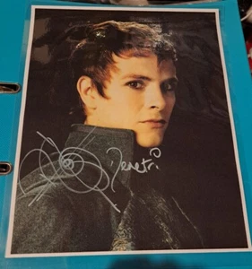 Charlie Bewley Laminated Pre Printed Autograph - Picture 1 of 1