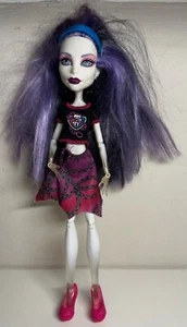MONSTER HIGH: SPECTRA VONDERGEIST PUPPE FIRST WAVE MIT OUTFIT - Bild 1 von 3