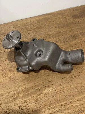 1966 1967 1968 1969 Pontiac 6cyl Water Pump - Image 1 of 4