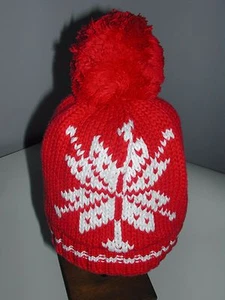 Red Cotton Hat, Fair Isle Star,Pompon,Size M,10 to 24 months,boy,girl - Picture 1 of 2