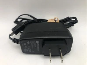 Phihong AA10A-050A AC Netzteil Adapter Ladekabel Ausgang 5 V 2A - Bild 1 von 3
