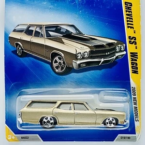 Hot Wheels 2009 New Models '70 Chevelle SS Wagon (Bad Card) - U - Picture 1 of 5