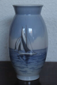 Décoratif Vase en Porcelaine " Voilier " NR.8696/420 De Bing & Grondahl #10300