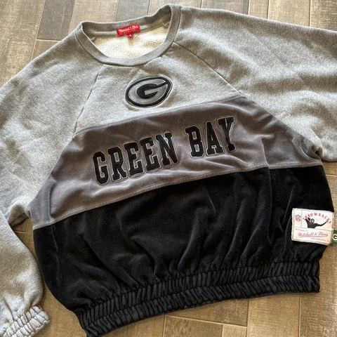Mitchell & Ness Green Bay Packers Sweater Throwback Velour CROPPED Women's S Cover