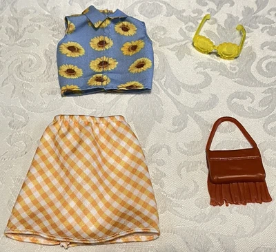 Barbie Sweet Orchard Farm Fashion Pack GTR81 Mattel 2021 - Image 1 of 2