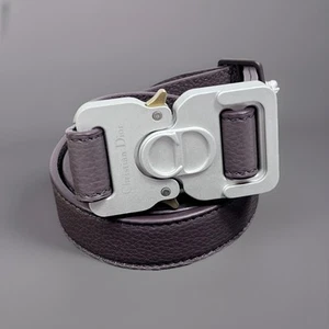 CINTURÓN AJUSTABLE DIOR LOGO ALYX LOCKS DE MATHEW WILLIAMS TALLA: 95 PRECIO DE VENTA SUGERIDO POR EL FABRICANTE 495 £ - Imagen 1 de 11
