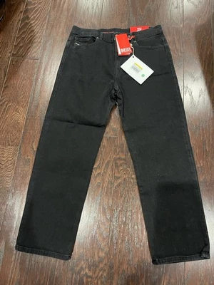 Diesel 2016 D-Air  Black Boyfriend Regular Fit Mid Waist Women Size 29x32 NEW - Image 1 of 4