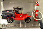 Tonka 1918 Ford Model T Runabout Oil Tanker & Wayne Gas Pump Coin Bank 1999