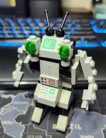 Vintage Lego - SPY-BOT Set #1498 - Classic Space Robot - GREAT CONDITION!