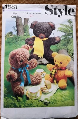 SET of THREE BEARS by Style - Image 1 of 2