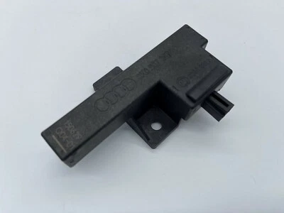 2008 - 2016 AUDI A4 A5 A6 A7 A8 Q5 MÓDULO DE ANTENA DE ENTRADA TRASEIRA SEM CHAVE 8K0907247 - Imagem 1 de 4