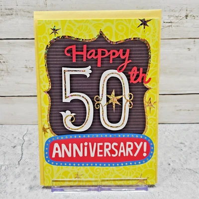 Tarjeta de felicitación de aniversario Hallmark 6x8 50 años lámina amarilla dorada para pareja Foto 1 de 4