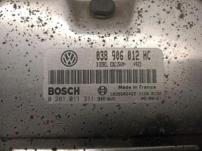 038906012HC centralina motore per SKODA OCTAVIA I (1U2) 1.9 TDI 1996 5313984 - Immagine 1 di 4