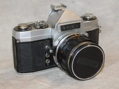 Vintage Tower 37 Camera w/ Lens for Parts or Repair - Image 1 of 4
