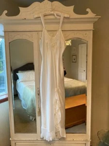 VESTIDO PEIGNOIR VINTAGE~ BLANCO "LINEA DONATELLA" TALLA MEDIANA BLING & CHIFFON - Imagen 1 de 10