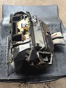 V3* Mercedes Benz W639 Vito Heizungskasten Klimakasten A 6398301161 - Bild 1 von 4