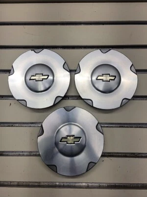 🔥 Tapa central rueda Chevrolet Trailblazer 2002-2006 plateada Foto 1 de 4