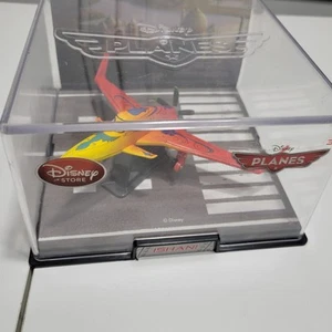 Aviones Disney-Pixar Animados ISHANI Diecast Metal Plane en Estuche de Coleccionistas - Imagen 1 de 8