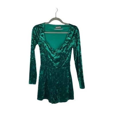 Mameluco Urban Outfitters terciopelo verde manga larga talla pequeña Foto 1 de 4