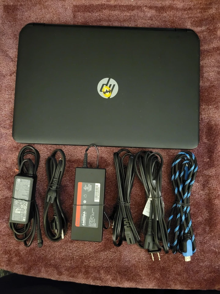 惠普 15-g012dx 15.6 英寸笔记本电脑 – 已恢复,工作正常,包括充电器 – 阅读 — 第 1/4 张图片