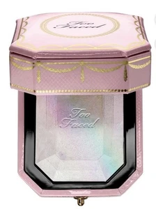 NIB Too Faced Light Highlighter Pink Shimmer Diamond Fire Pressed Powder Sealed - Picture 1 of 1