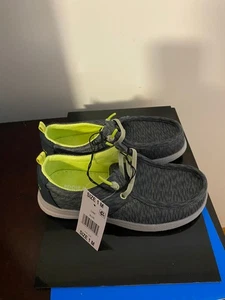BRAND NEW BOYS SIZE 1M EDDIE BAUER LIAM BLUE SLIP ON CASUAL SHOES - Picture 1 of 5