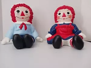 De colección~Cerámica~RAGGEDY ANN & ANDY~1974~The Bobbs Merrill Co.~Finales de libro/Decoración - Imagen 1 de 14