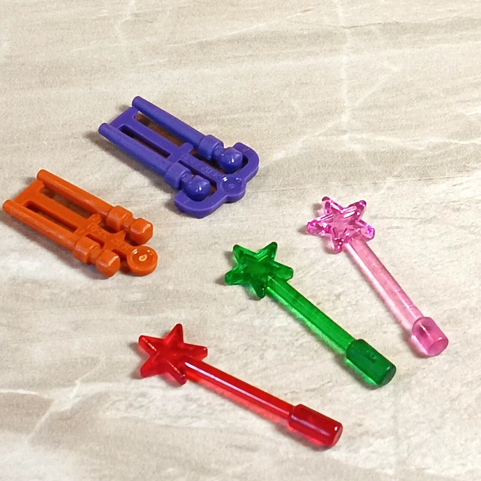 LEGO Minifigura Varita Set Lote de 7 Púrpura Mago Bruja Hada Rosa Rojo Verde Foto 1 de 1