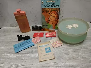 Lot Of 10 Vintage Hygiene Supplies - Picture 1 of 5