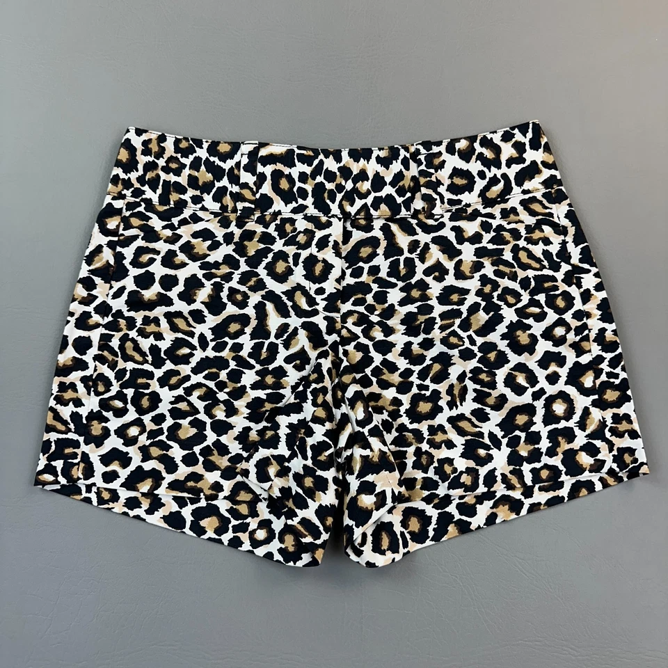 Pantalones Cortos Casa Blanca Mercado Negro Para Mujer 4 Leopardo Estampado Animal 5" Elastizados Informales Foto 1 de 4
