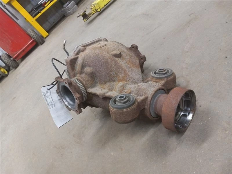 Axle Carrier Rear AWD 3.357 Ratio Non-locking Fits 11-13 INFINITI G37 - Image 1 of 4