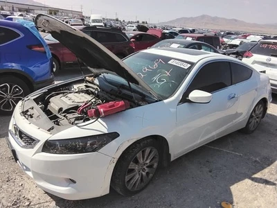 2010 Honda Accord Automatic Transmission OEM 124K Miles - LKQ394307662 - Image 1 of 4