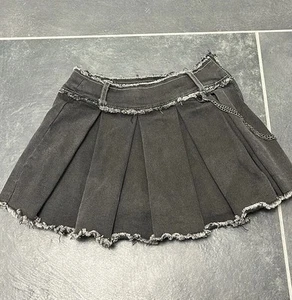Tractr Girls Pleated Denim zip up Skort with Chain - black size 7 - Picture 1 of 7