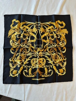 Vintage Hermes Mens pocket sq 100% Silk Artist Le Mors "A La Conétable" France - Image 1 of 3