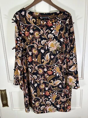 Vestido para mujer Cynthia Rowley floral cachemir pajarita mangas abiertas hasta la rodilla 12” Foto 1 de 4