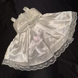 Vestido de novia Build a Bear Workshop BABW blanco satinado y encaje - Imagen 1 de 7