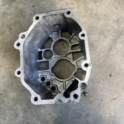 MAZDA RX-7  FC MANUAL TRANSMISSION  GEAR HOUSING - Image 1 of 4