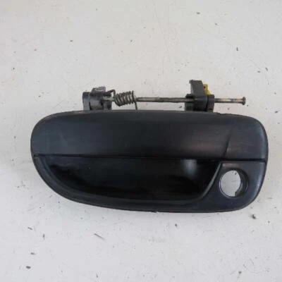 Front outer door handle lh 8265025000 for HYUNDAI ACCENT 1999-2005 used (76426) - Imagem 1 de 4