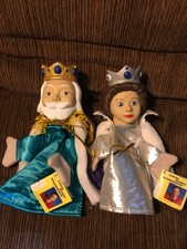 Mr Rogers Neighborhood King Friday and Queen Sara Hand Puppets 2004