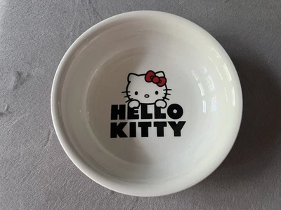 SANRIO HELLO KITTY CERAMIC PET BOWL - 6" NEW - Image 1 of 3