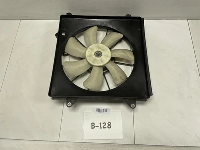 Honda Accord 2010 sedán 2,4 L lado derecho del pasajero radiador conjunto fabricante de equipos originales + denso Foto 1 de 4