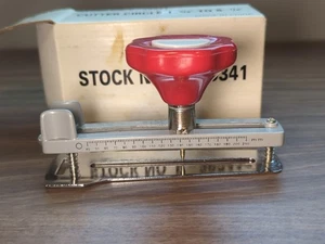 Cutter Circle Craft Tool 1.75 to 8.25 Inches Heavy Duty Crafters P-39341 - Picture 1 of 6