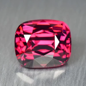 3.53Ct Natural Vivid Pink Umbalite Garnet Cushion Gemstone (Umba River) Tanzania - Picture 1 of 1
